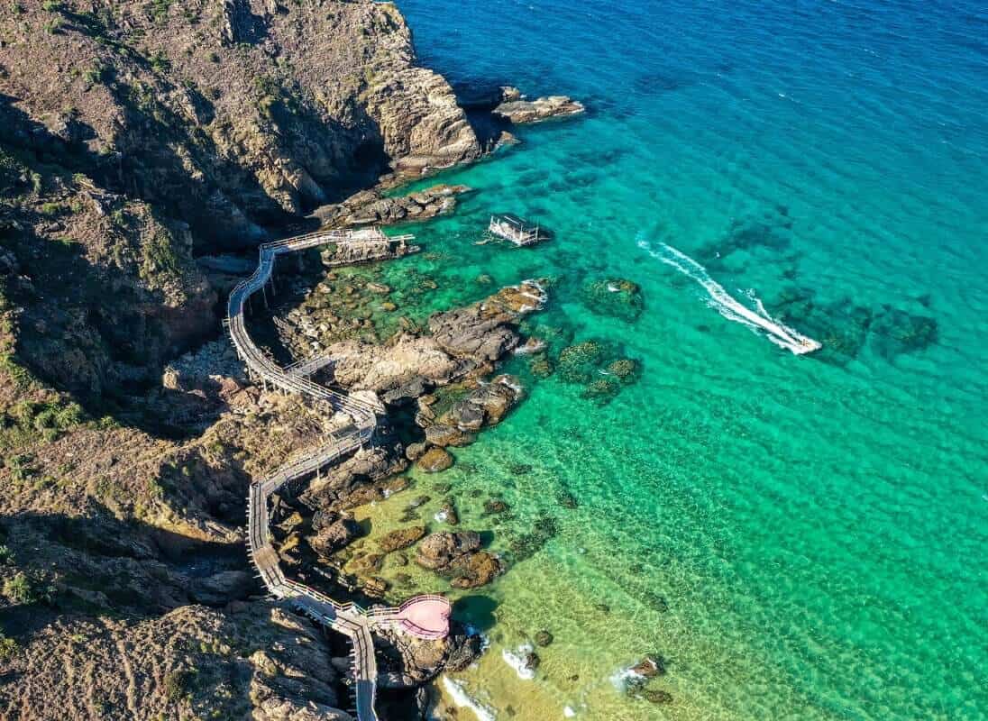 10 Amazing Beaches Across Vietnam 1